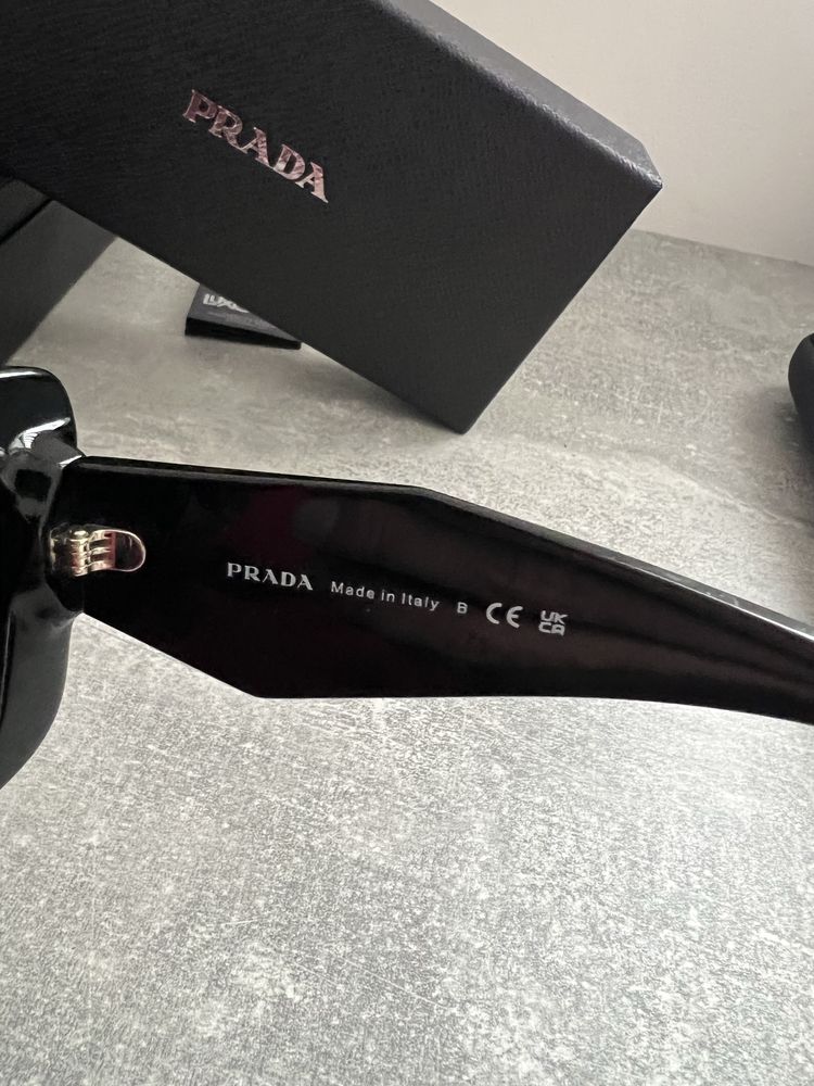 Okulary Prada Oryginalne od Luxottica