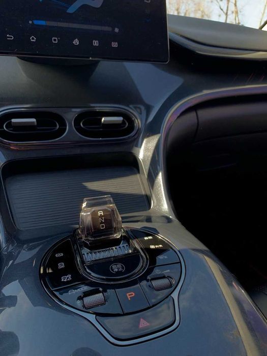 Оренда електромобіля BYD 22-25 року