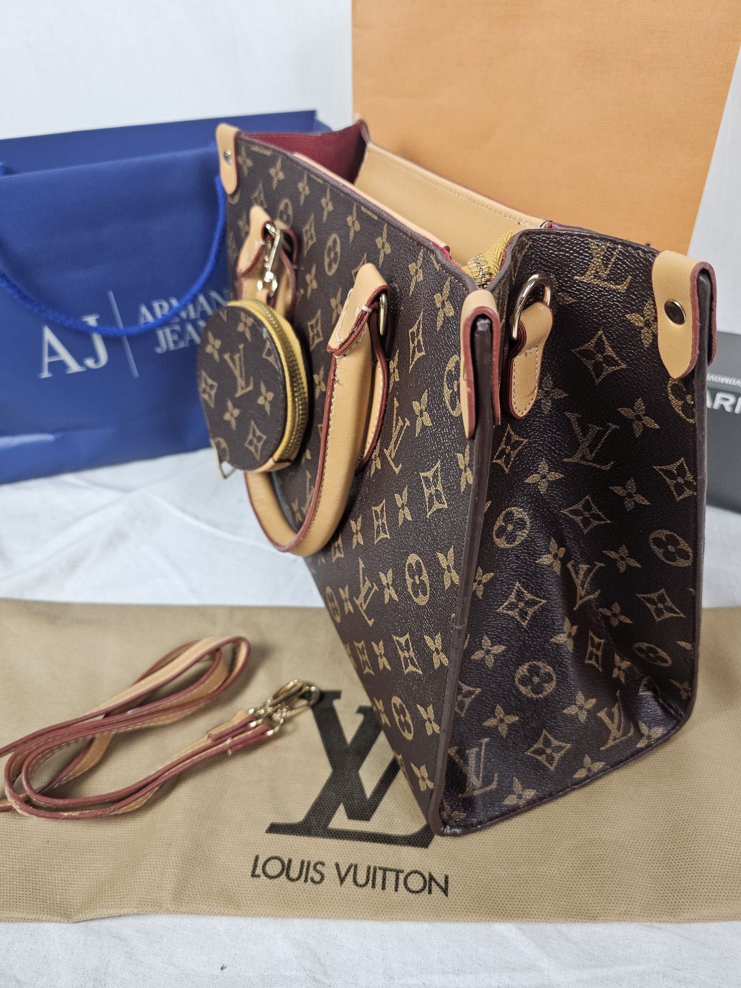 Torebka Louis Vuitton torebki duzy kuferek brazowa LV