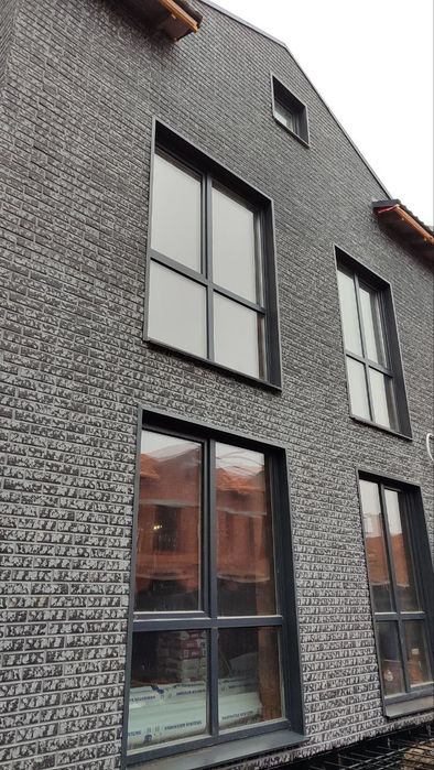 Таунхаус в ЦЕНТРІ Ірпеня з газовим опаленням! 400м до парка Незнайка!