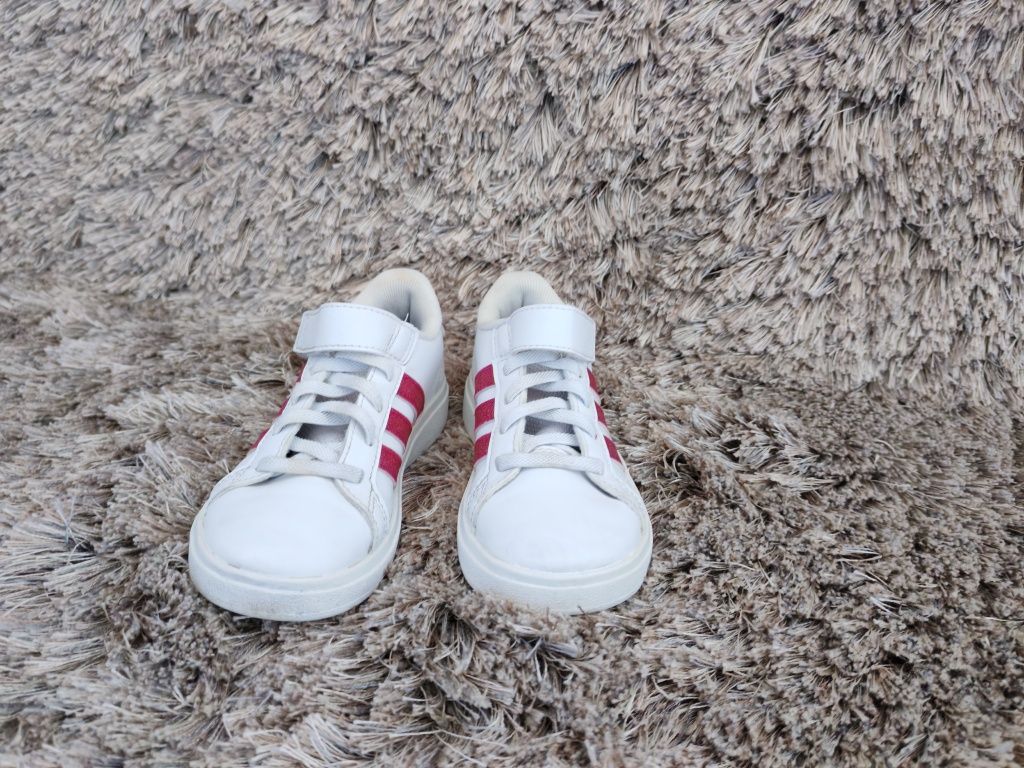 Sapatilhas Adidas de menina