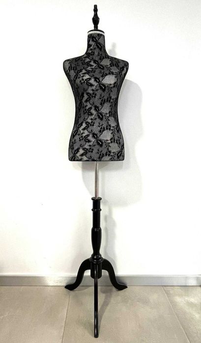 Bustos e Manequins para Loja de Roupa