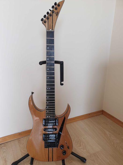 gitara lutnicza neck thruu