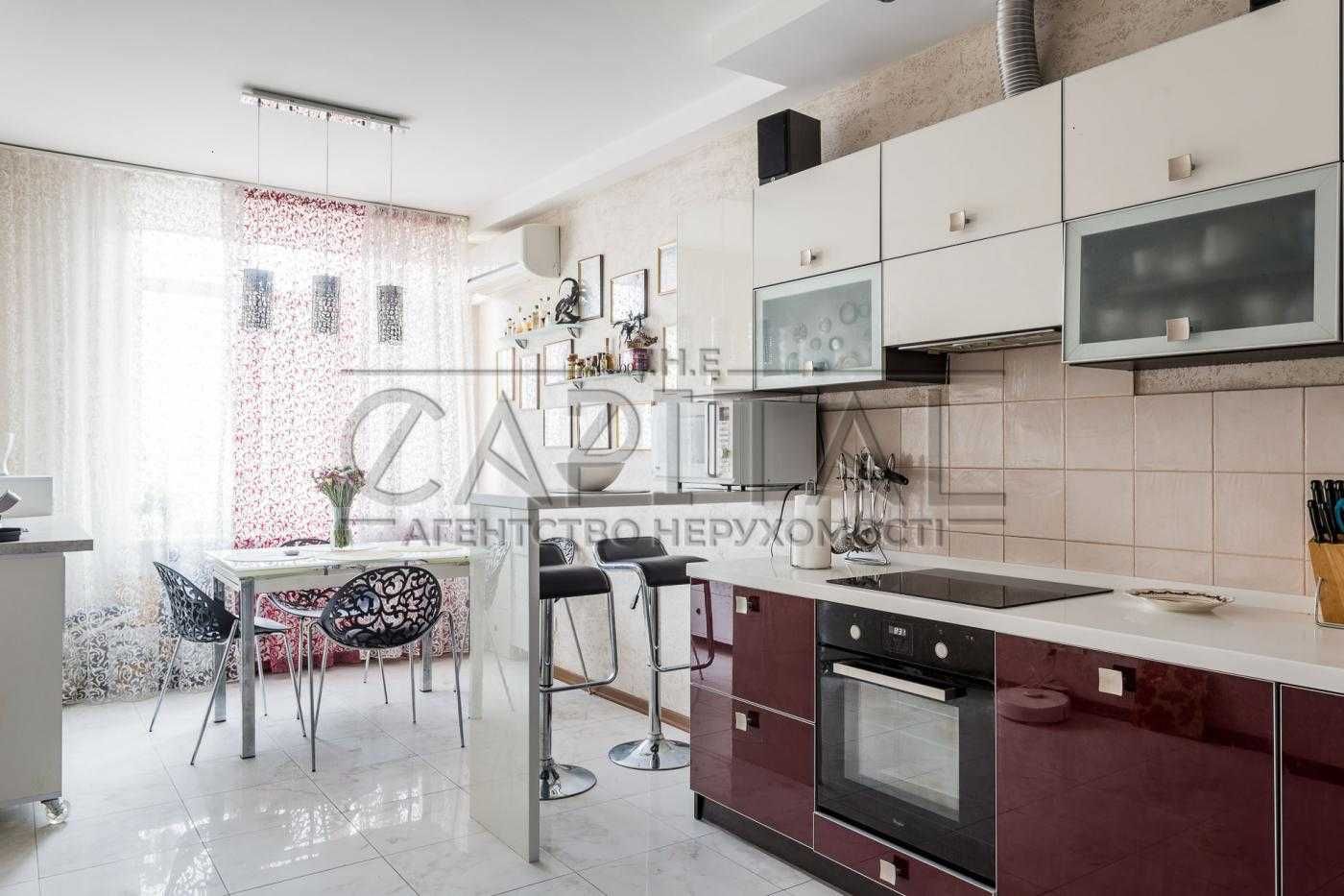 Продажа квартиры в ЖК Александровский, Соломенский район.