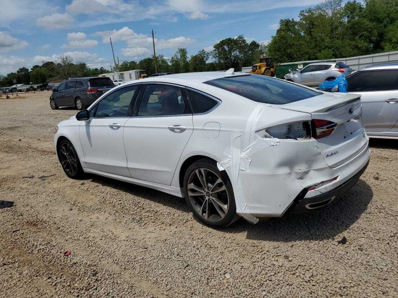 Ford Fusion Titanium 2020