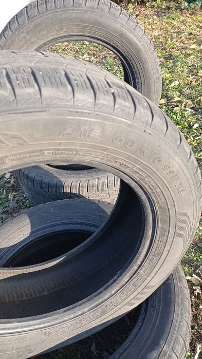 Резина nokian 215/60/16