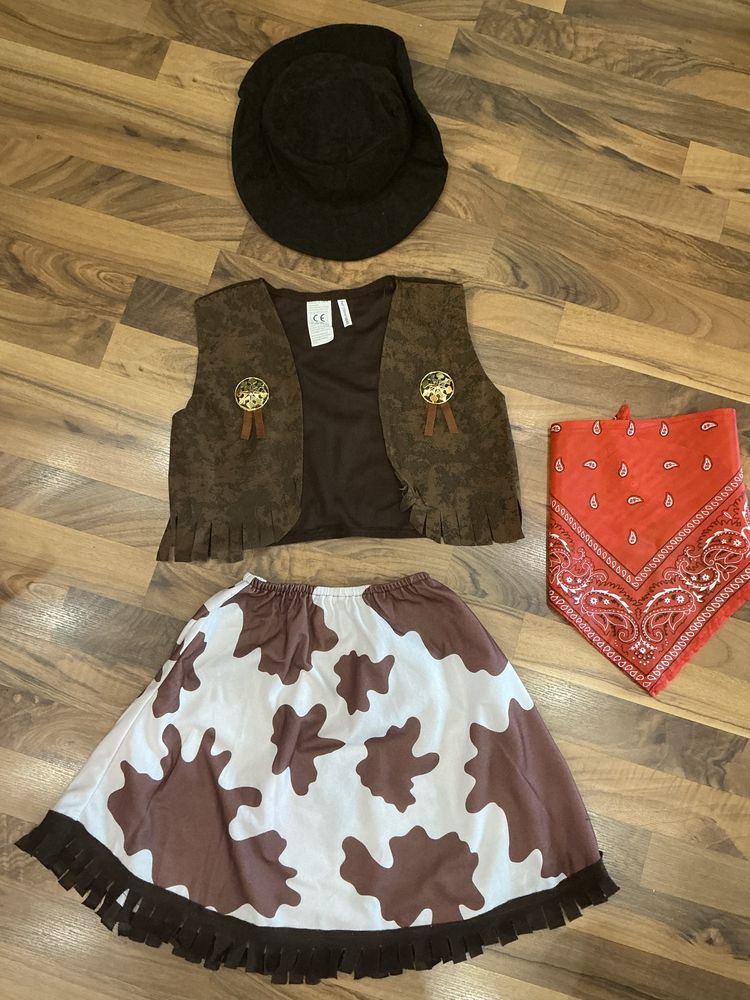 Костюм ковбоя, шерифа для девочки cowgirl на 6-8 лет