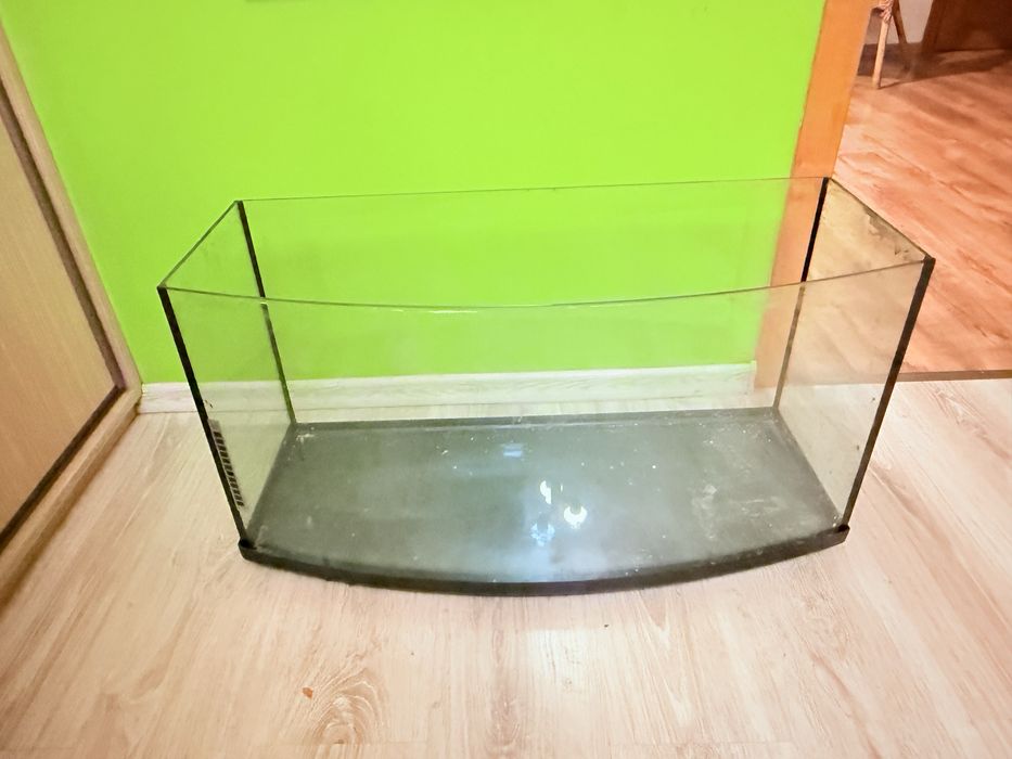 Akwarium 120L.