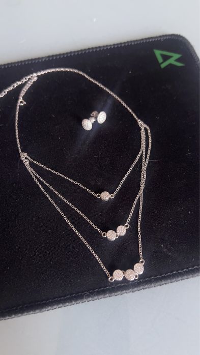 Серебряный набор - колье и серьги-пусеты