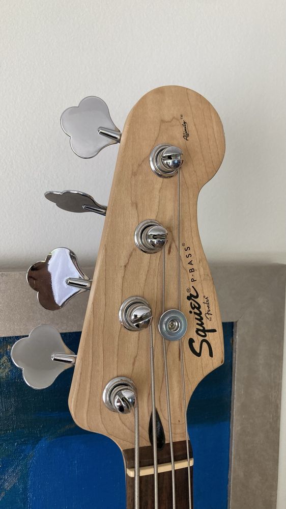 Squier precision bass affinity series 2011 r.