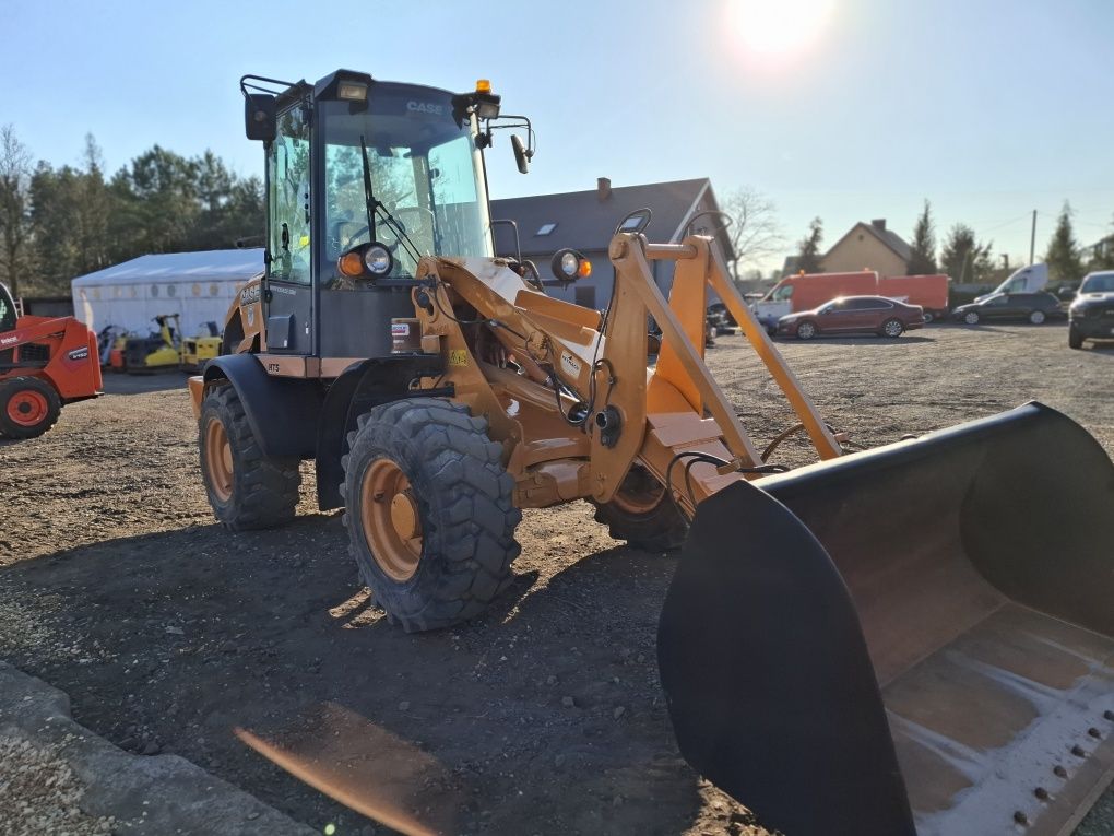 Ładowarka case cat jcb