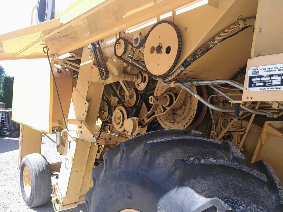 Kombajn New Holland Tx 32