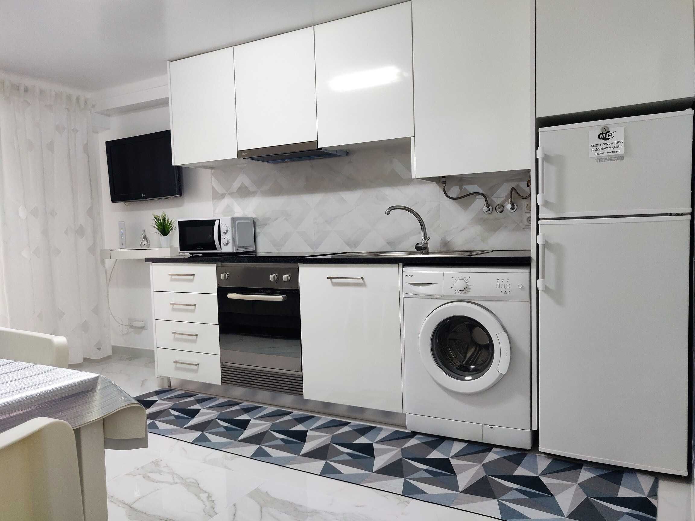 Apartamento T2 Duplex a 20 metros da Praia da Nazaré