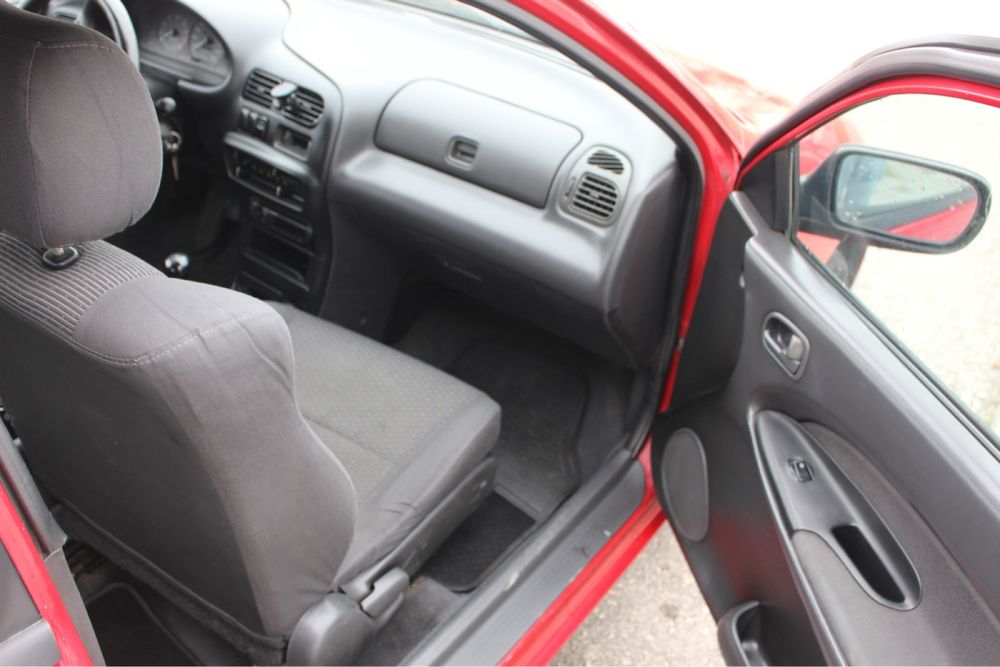 Mazda 323C 1.3 (75cv)