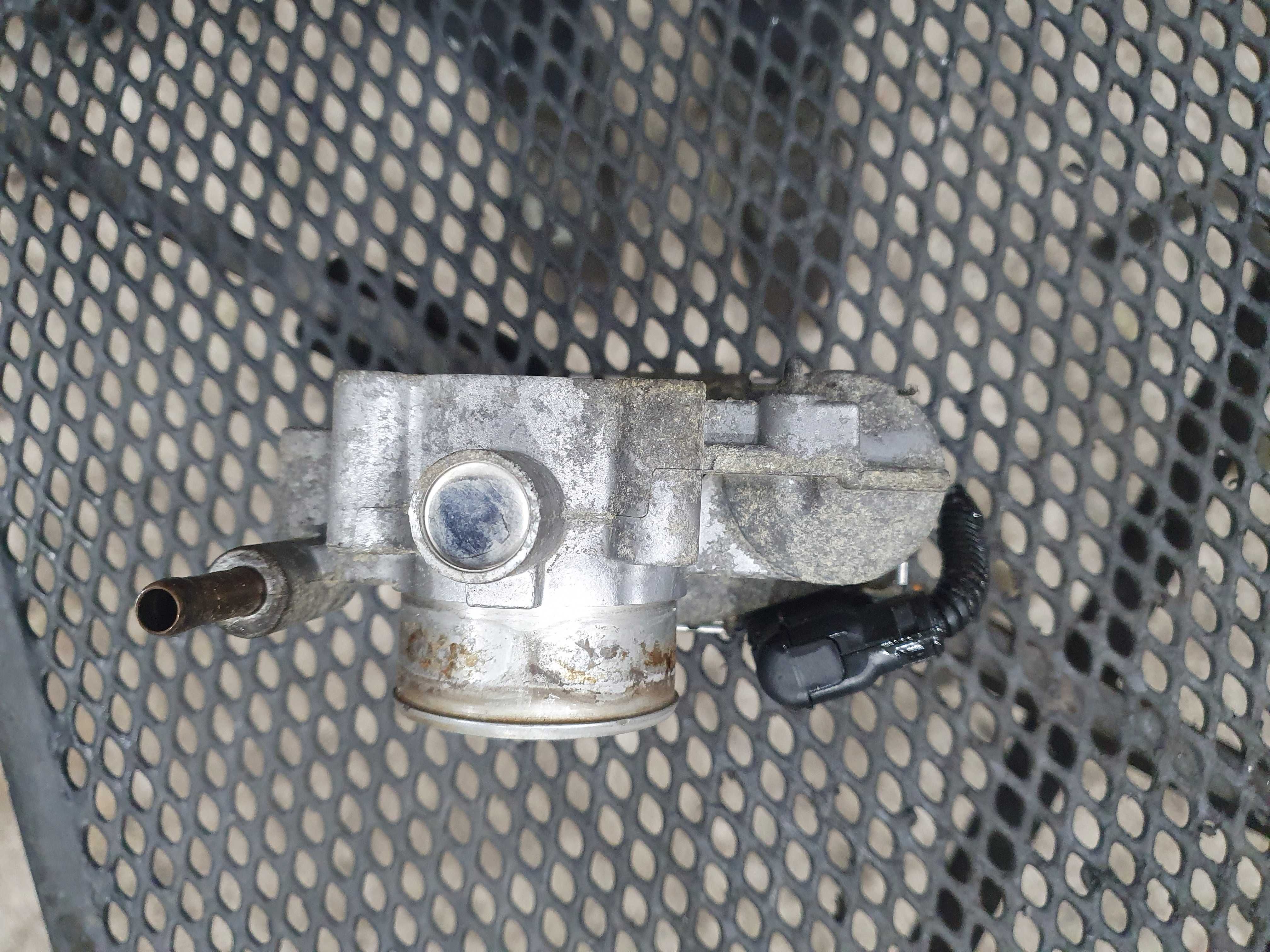 Przepustnica Opel Astra H 3 III 1.4 benzyna z14xep sprawna