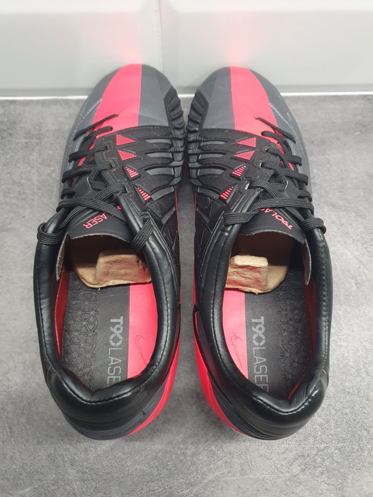 Profesjonalne Elite korki Nike Total90 Laser IV FG 42