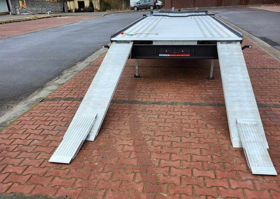 Laweta na 2 auta 8,5 x 2,1 m DMC 3500 kg.