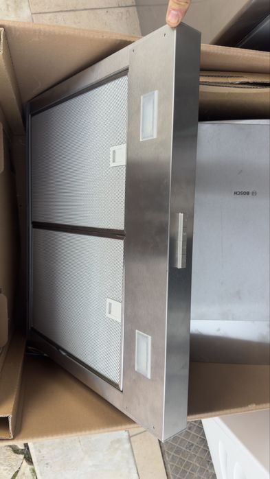 Exaustor BOSCH DWB66BC50 (621 m3/h - 60 cm - Inox)