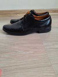 Buty eleganckie w idealnym stanie r 36