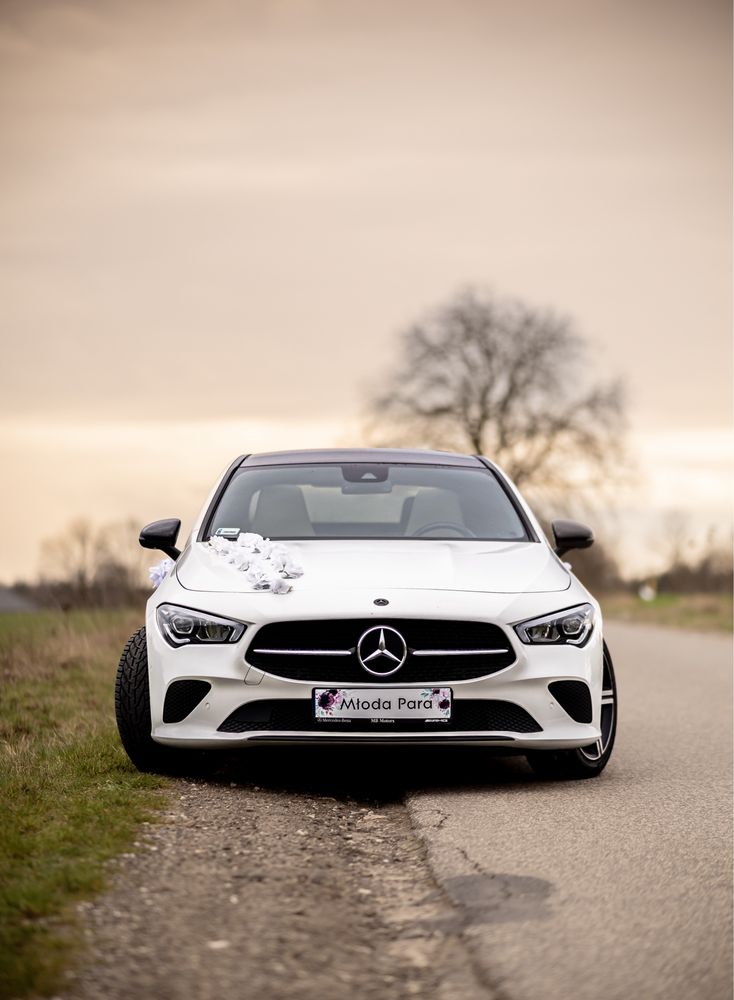 Jasne Wnętrze Limuzyna Mercedes Auto Samochód Limuzyna Do Ślubu Wesele