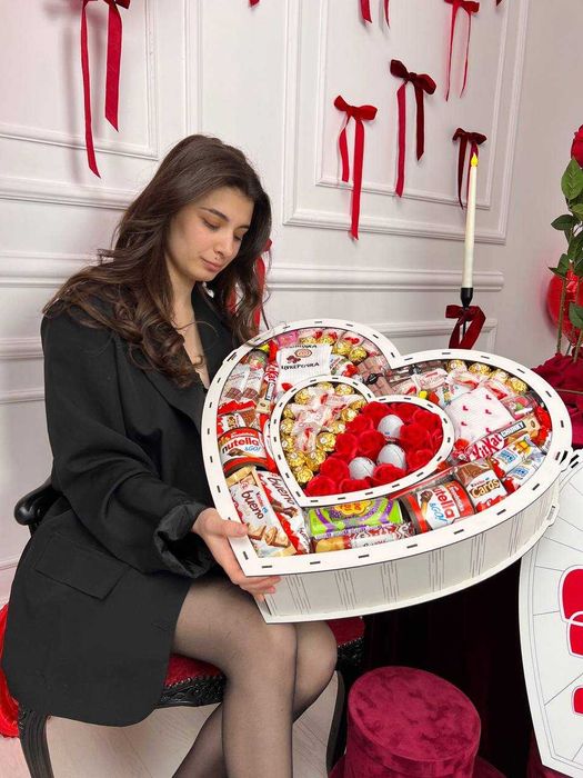 Сладкий бокс НА НОВЫЙ ГОД! Подарок девушке, жене, женщине. Шоколад