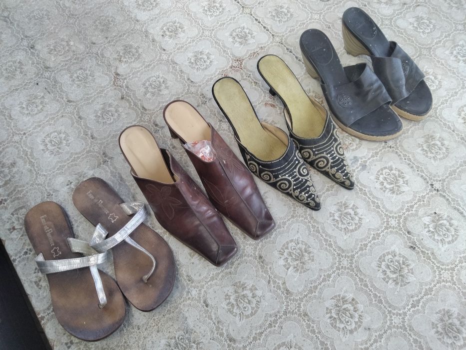 Женские сабо шлепанцы босоножки 39 р.  Продам недорого все сразу.