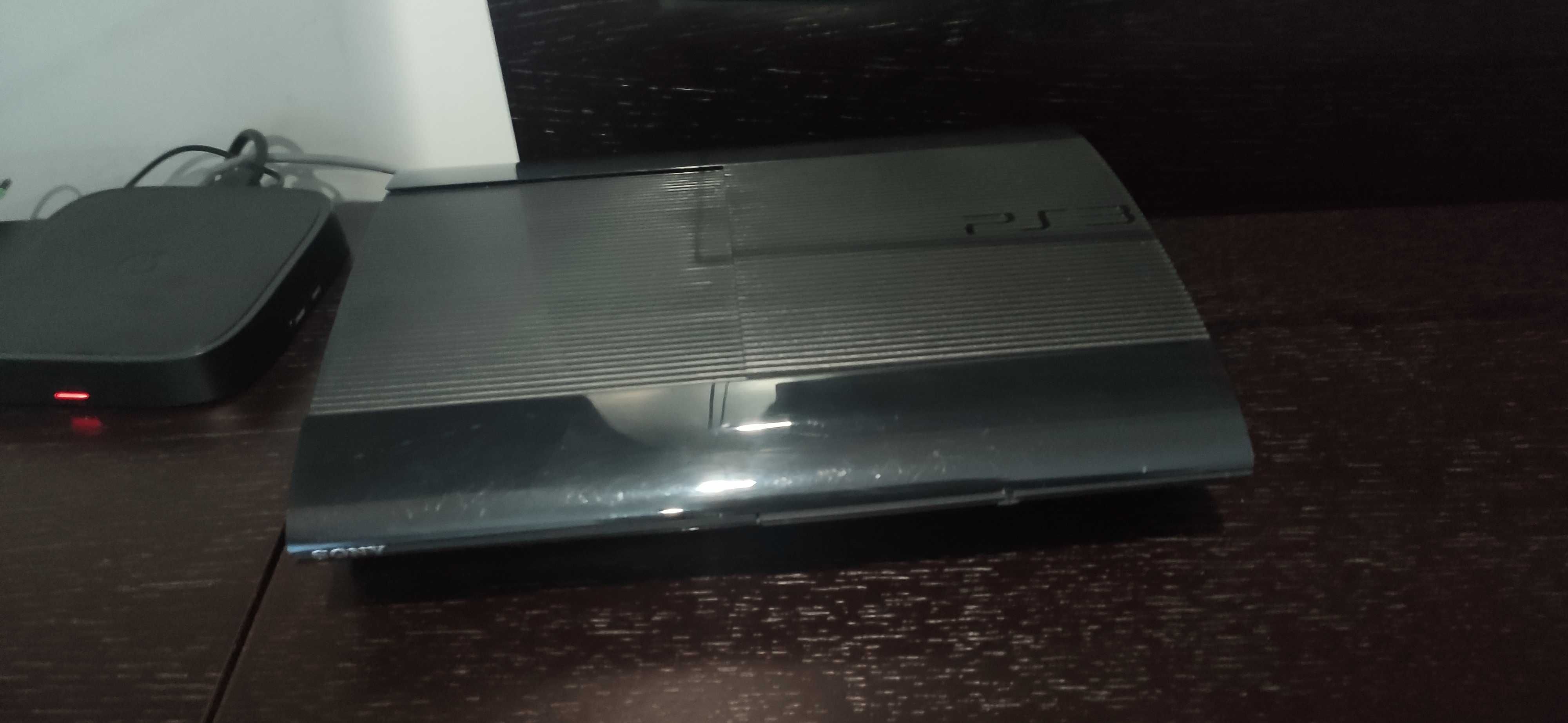 PlayStation 3 12gb como nova + comandos + 2 jogos