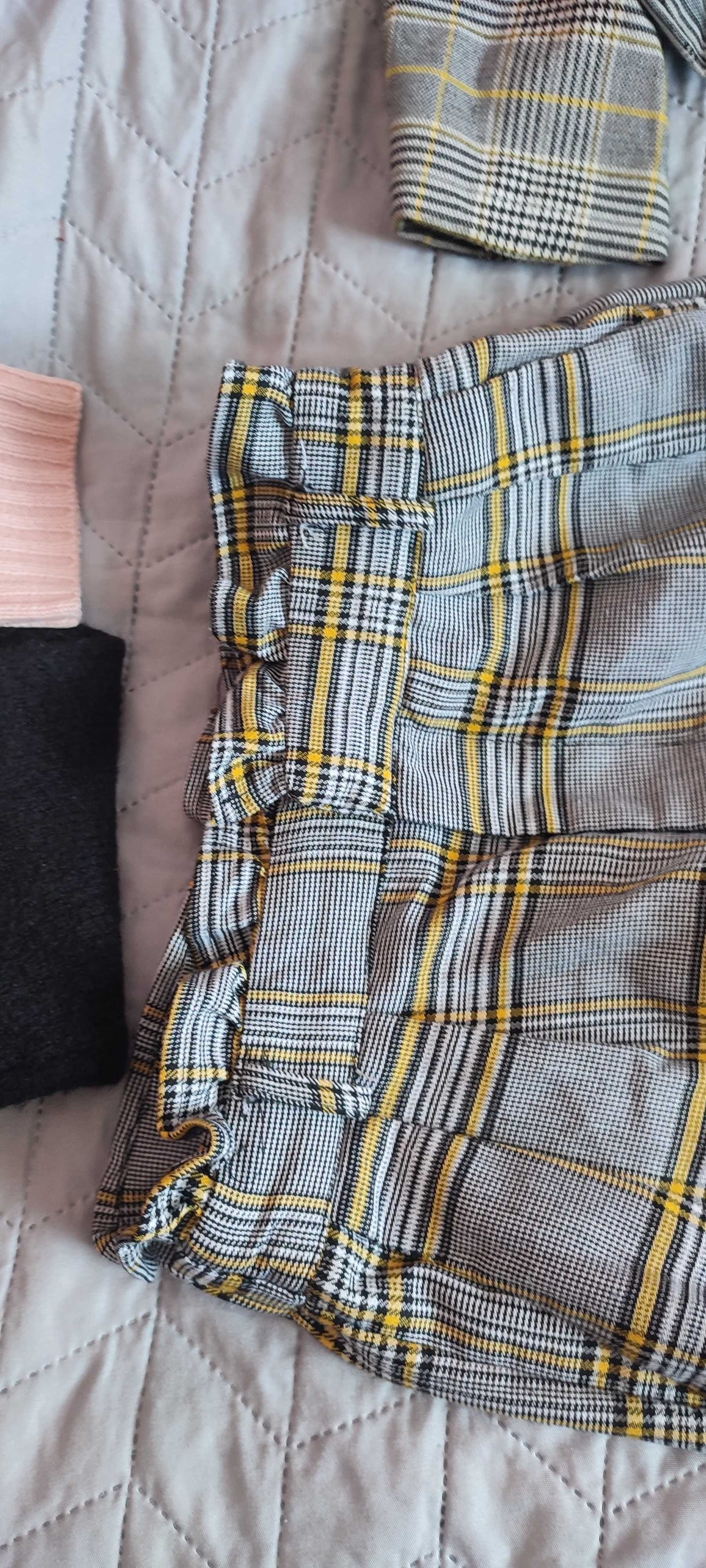 Spodnie garniturowe w kratkę