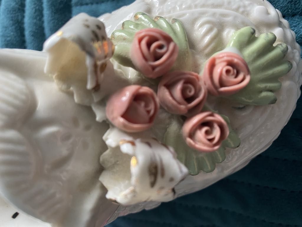 Porcelanowy bucik