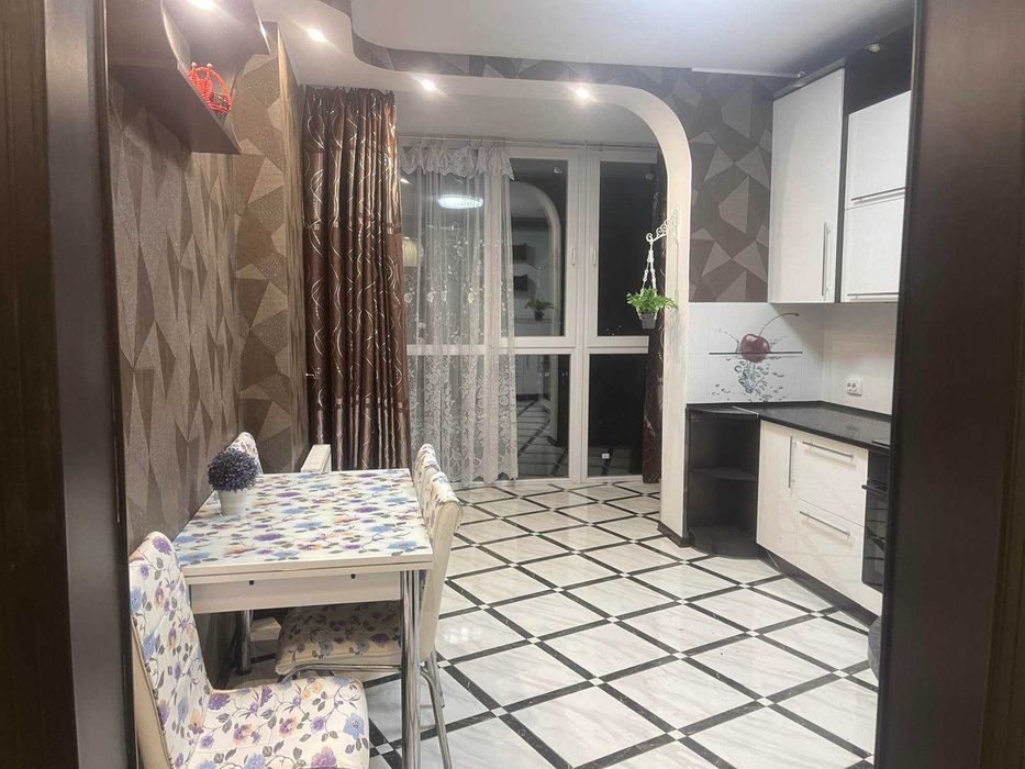 Здам з гарним ремонтом 1-но кімн кв,  новобудова, центр