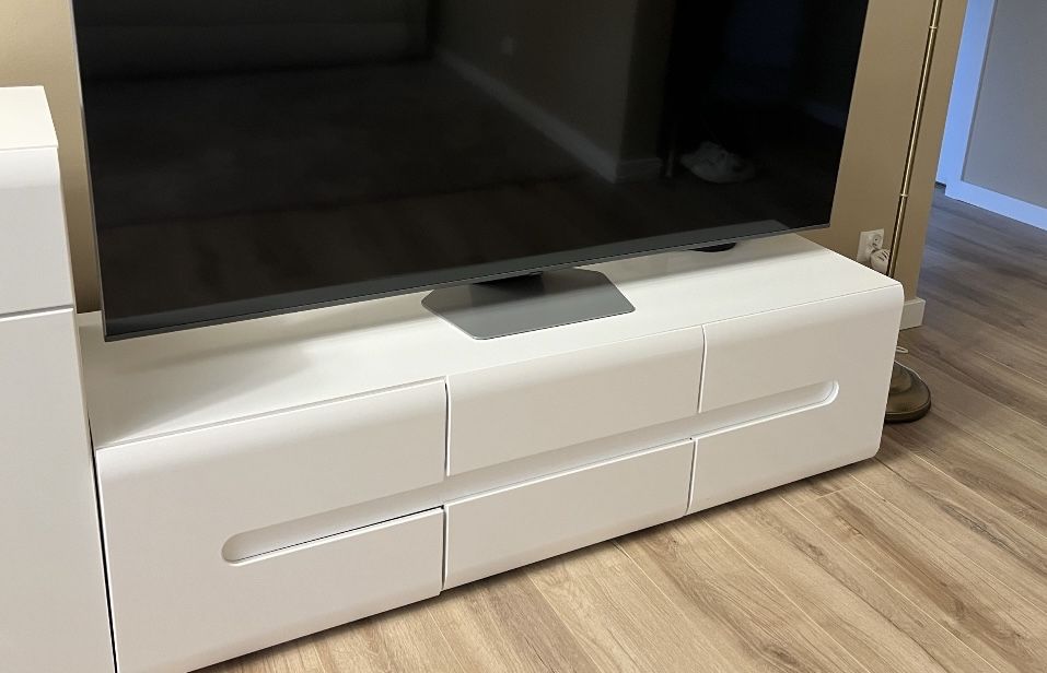 Szafka RTV pod TV