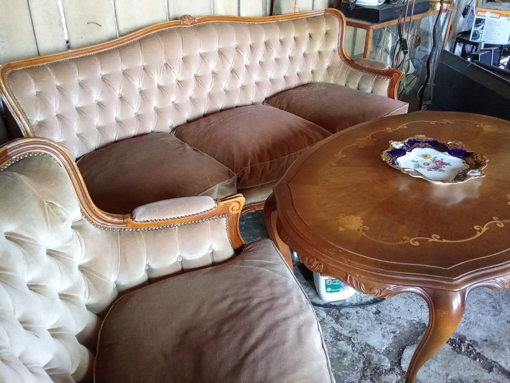 Meble w Stylu Ludwikowskim