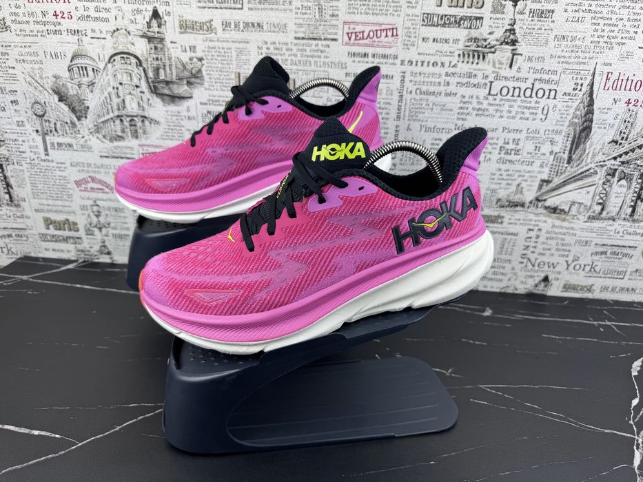 Розмір 44 Кросівки Hoka One One Clifton 9 Взуття