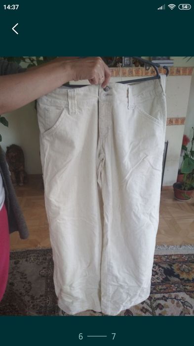 Модні штани Lee. Вельвет