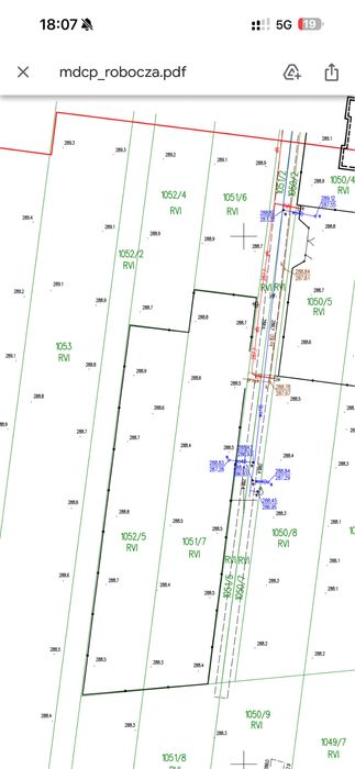 Dzialka z warunkami zabudowy i mediami ogrodzona