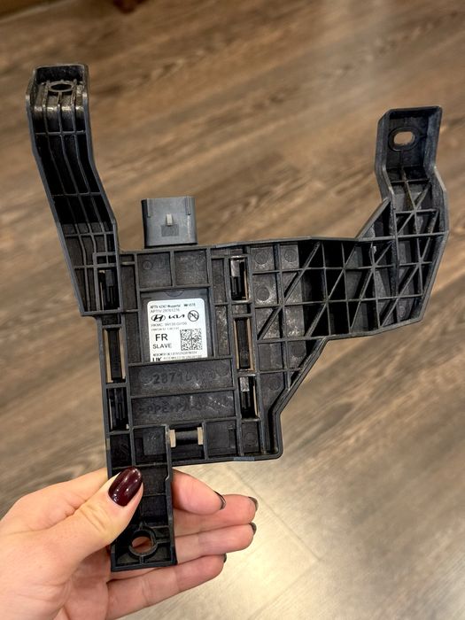 Ioniq 5 радари передні бокові (нові)