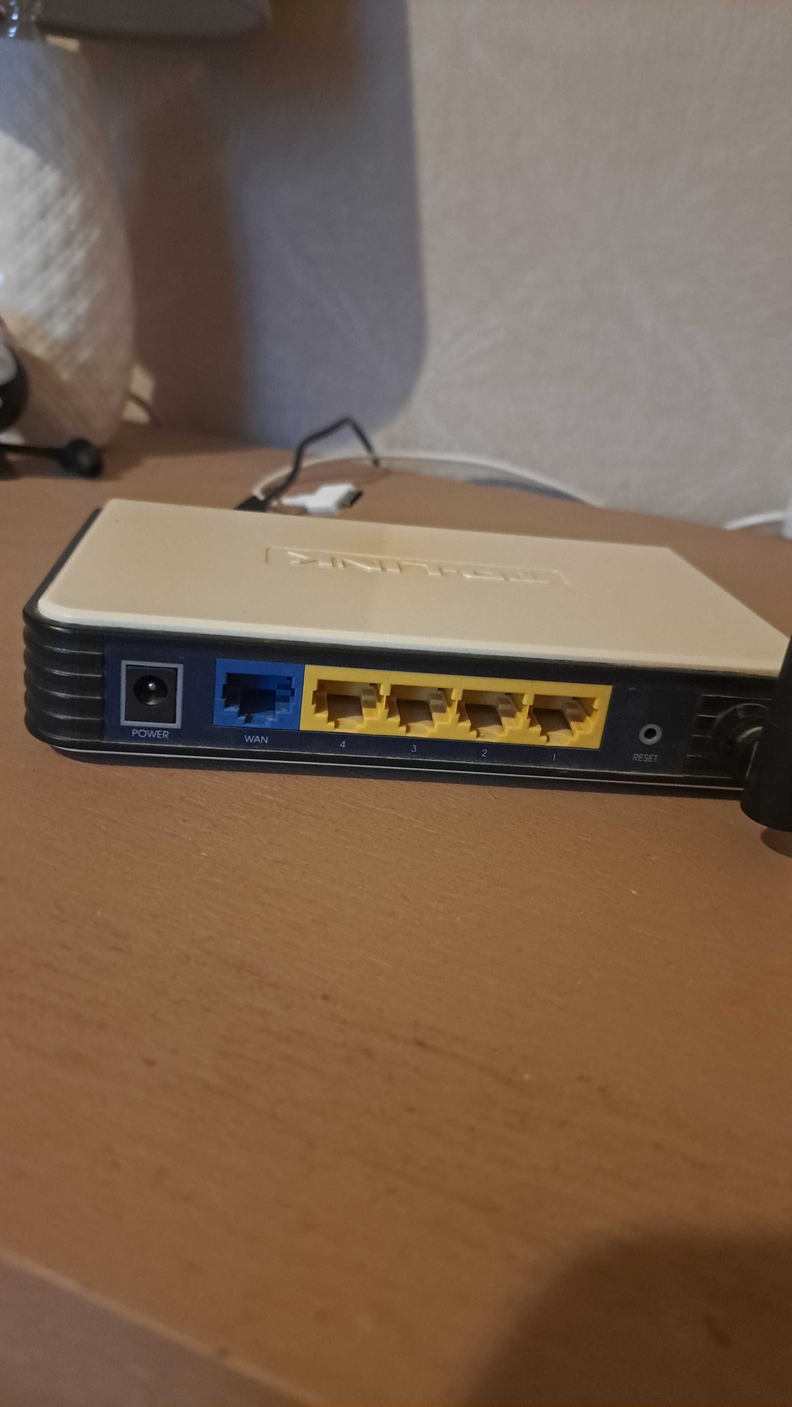 Router TP-Link TL-WR740N WiFi 150Mbps + zasilacz + pudełko