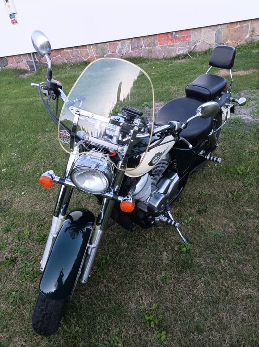 Honda shadow 750