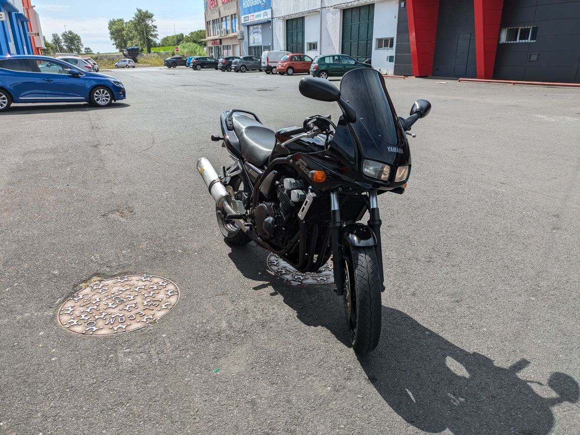 Yamaha Fazer 600
