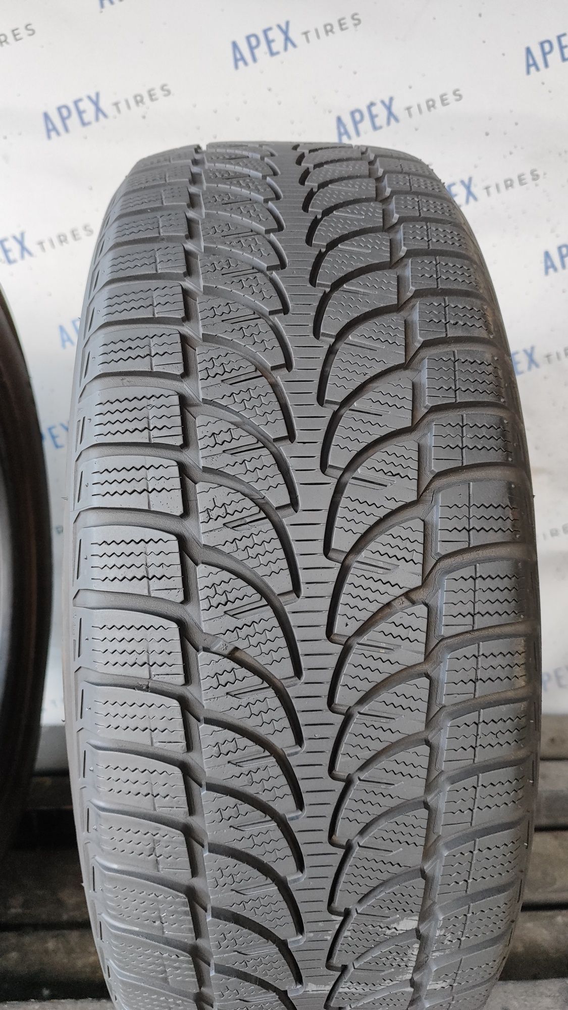 Зимові шини Bridgestone 235/55 R19 235*55 19 Blizzak Lm - 80 evo