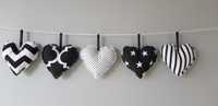 Dekoracyjna girlanda serce zawieszki 3D czarne białe