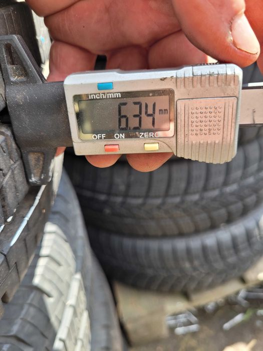 Opona opony komplet   205/70/15C    20 rok 2szt all season