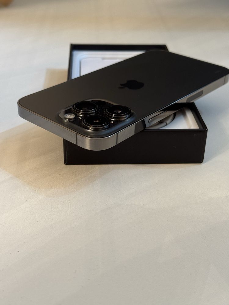 Iphone 13 pro 256 gb в ідеальному стані