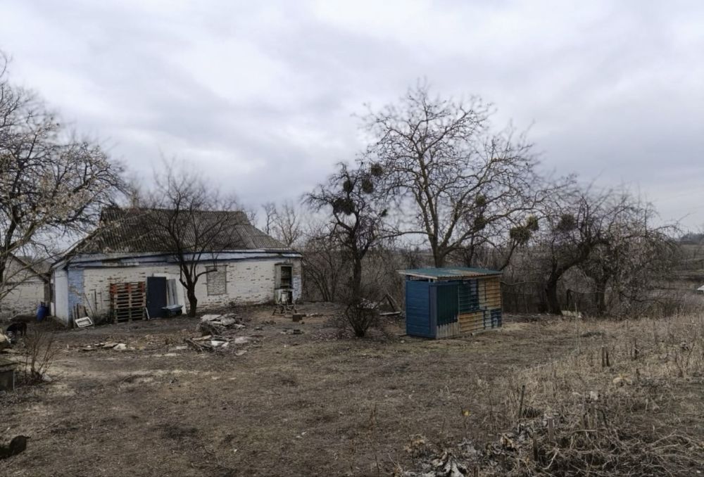 Продаж будинка з земельною ділянкою с. Кодаки