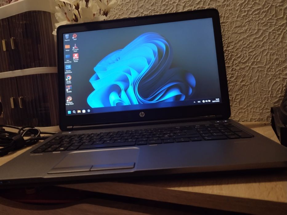 HP ProBook i5/8/SSD/windows 11