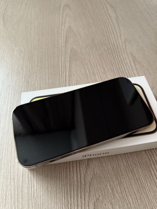 Мобільний телефон IPhone 14 Pro