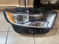 Продам фару праву/ліву Ford edge дорес 15+