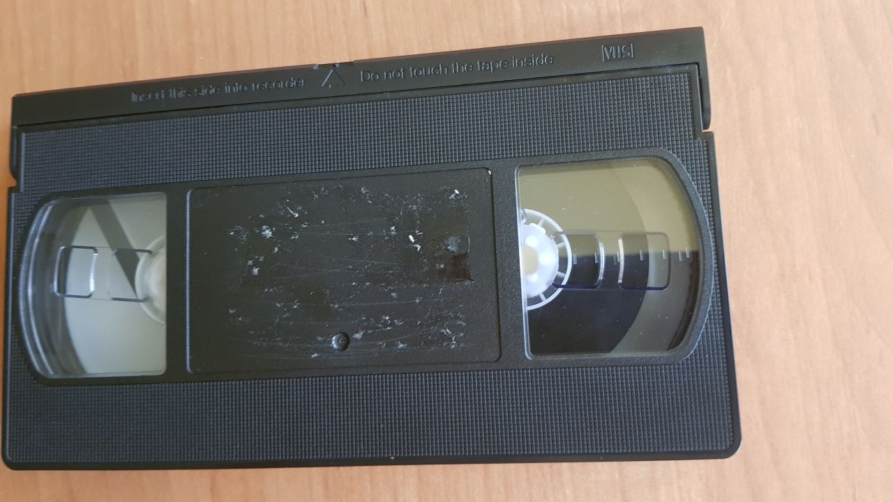 E.T. i Predator-2 Na kasecie  VHS Video