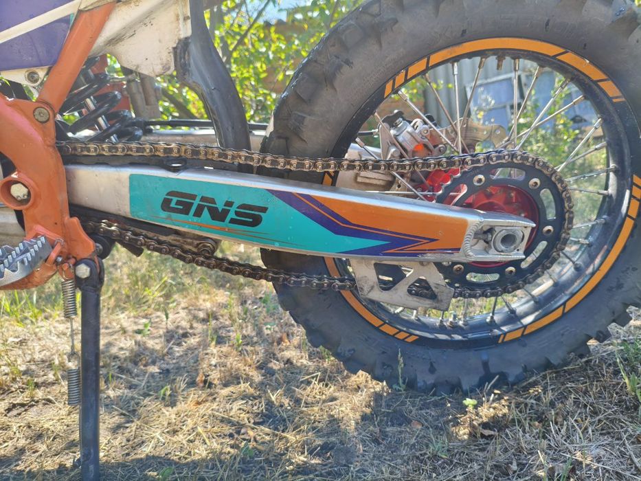 Продам мотоцикл Geon250Gns