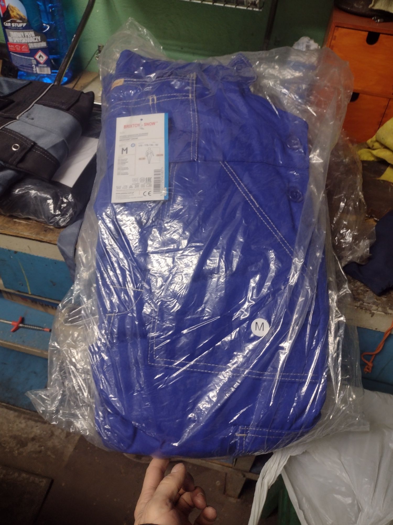 Nowe ubrania robocze letnie i zimowe
